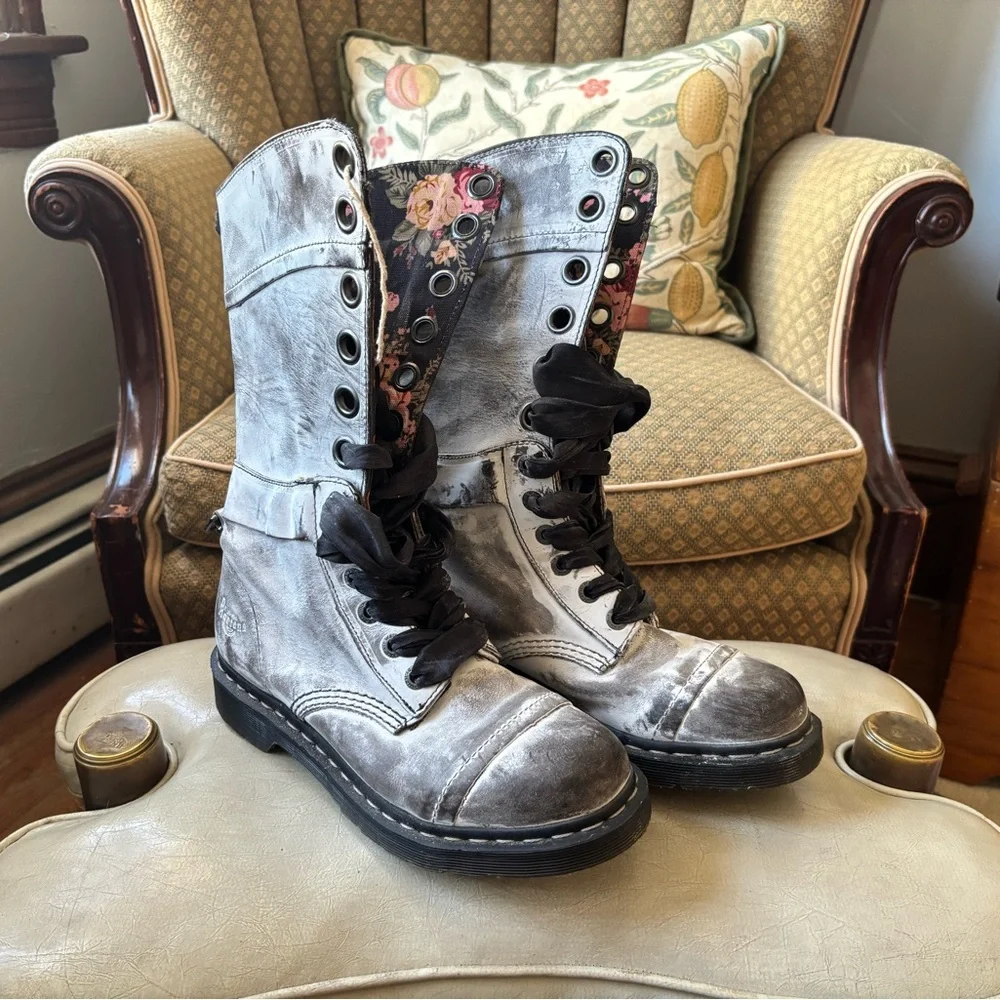 RARE Dr. Martens Triumph 1914 W Boot (Black) (KMNL722) UK 7 / US 9-9.5 - Picture 3 of 8